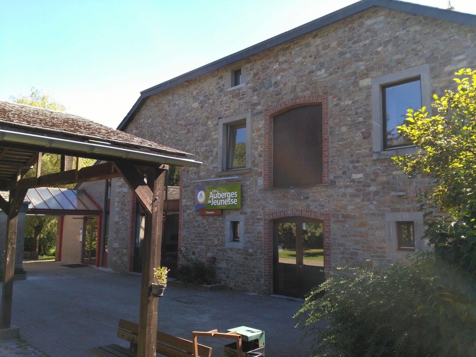 Auberge De Jeunesse De La Roche - Champlon Tenneville Exterior foto