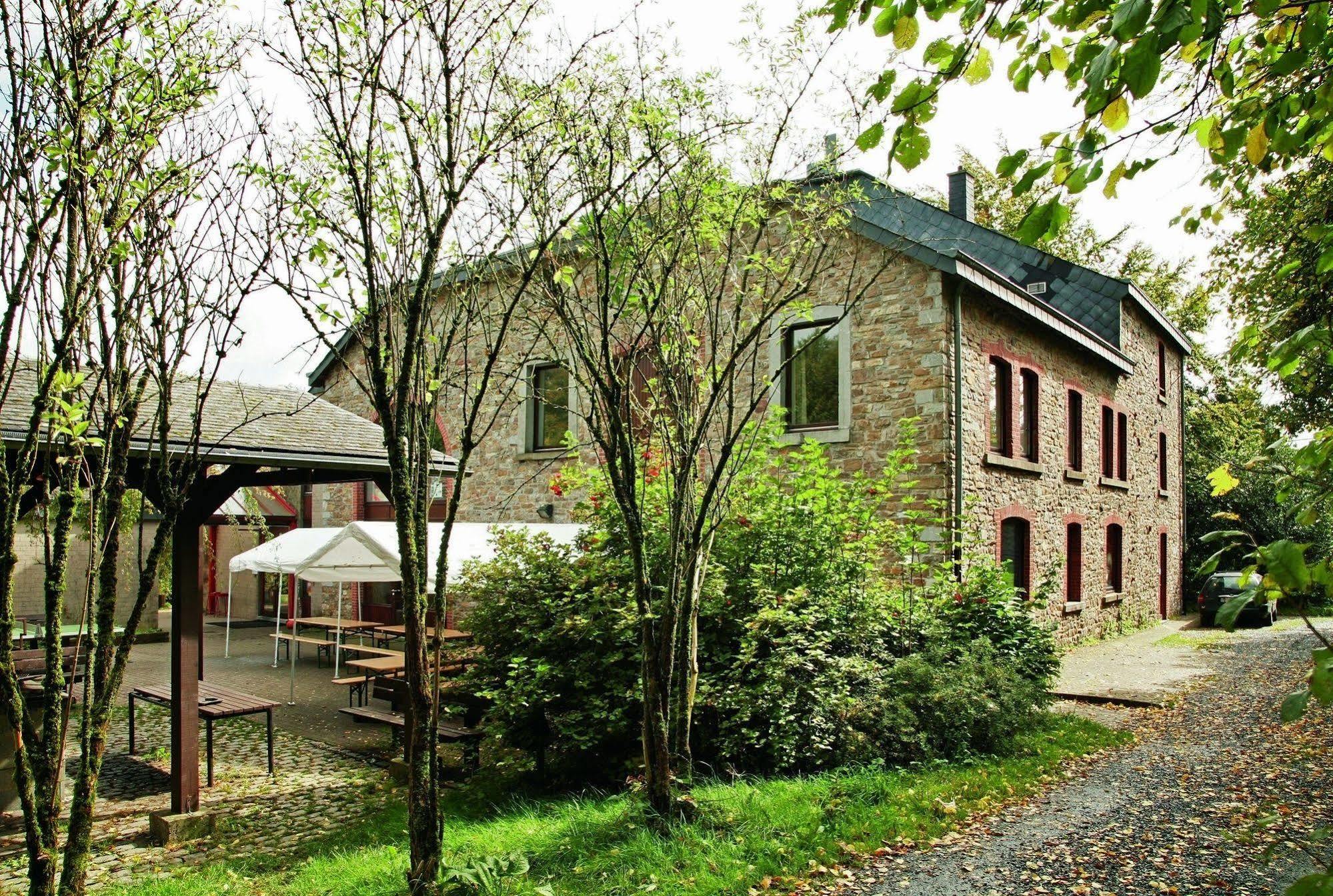 Auberge De Jeunesse De La Roche - Champlon Tenneville Exterior foto